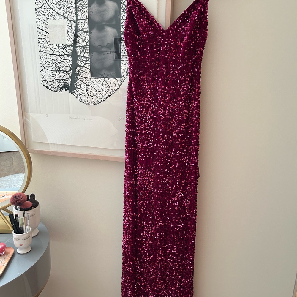 LUCY IN THE SKY | Velvet Sequin Back Bow Maxi Dress in Plum